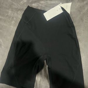 Buff bunny Biker shorts, Size medium, Never worn, true to size!